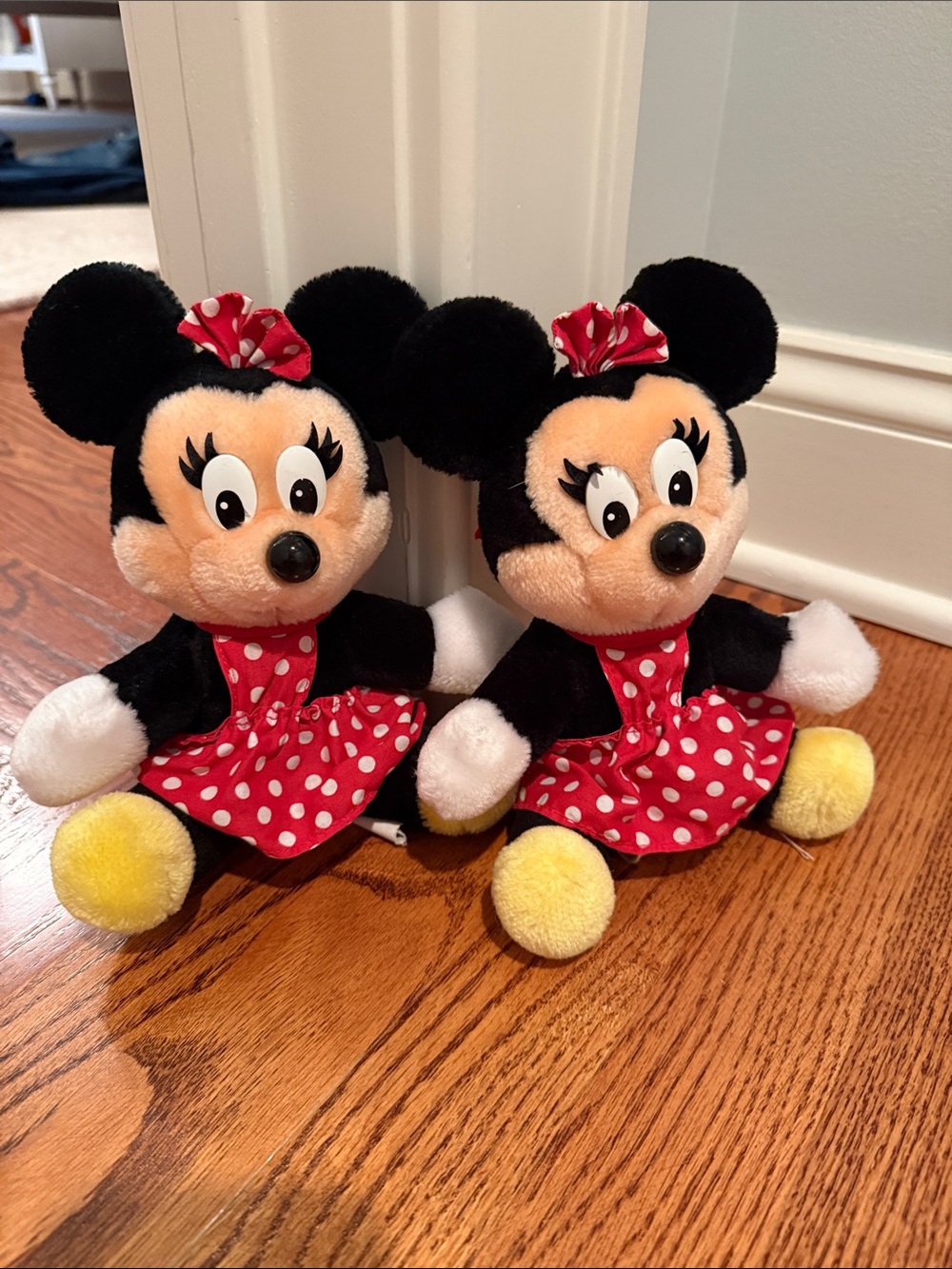 VINTAGE rare Plush Minnie Mouse Red Polka Dot Dress Soft Toy - Kids Toy